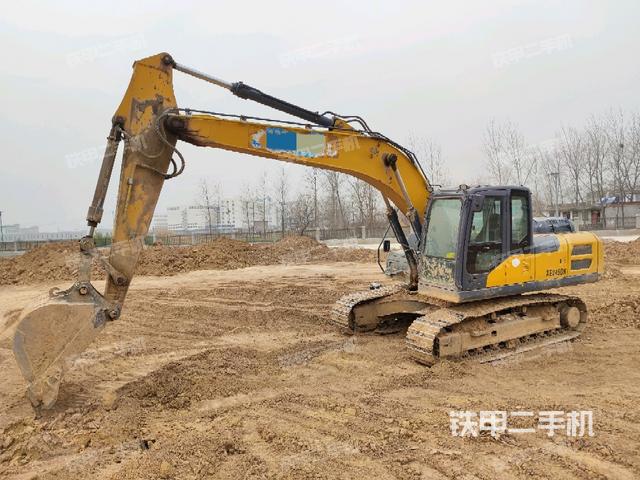 徐工XE205DA挖掘机