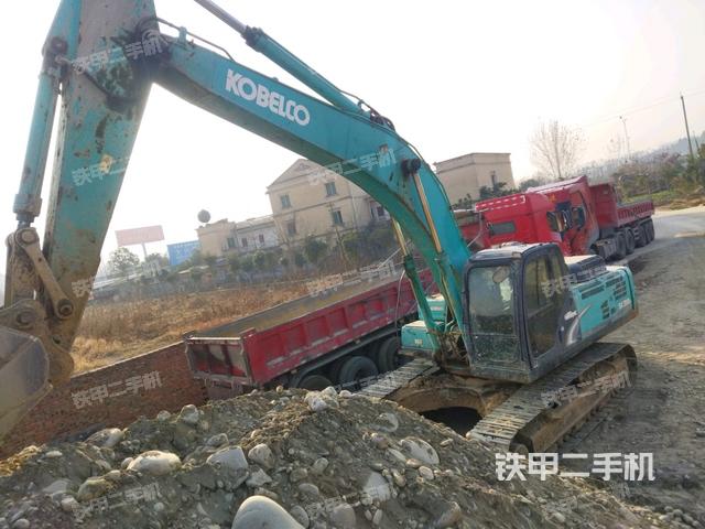 神钢SK350LC-8挖掘机