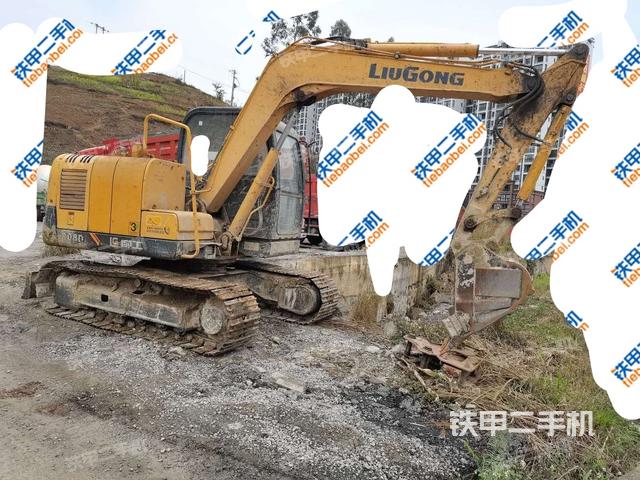 柳工CLG908D挖掘机