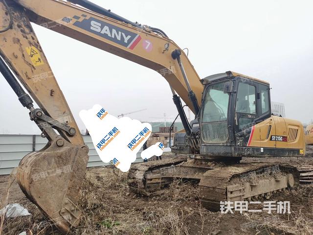 三一重工SY215C挖掘机
