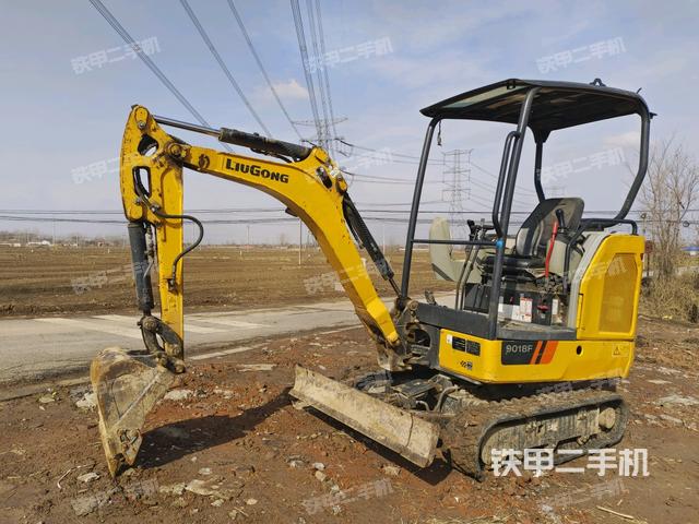 柳工9018F挖掘机