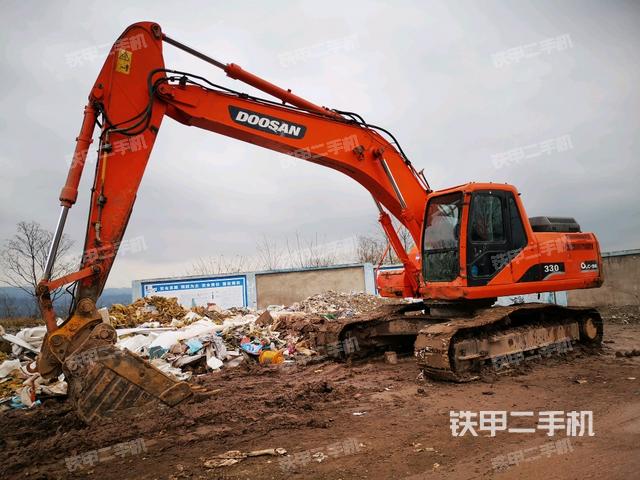 斗山DH220LC-9E挖掘机