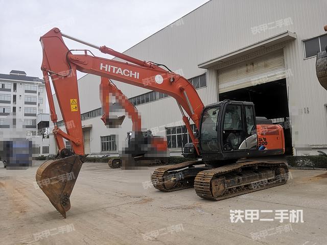 日立ZX195-5A挖掘机