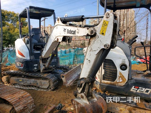 山猫E27z挖掘机
