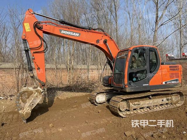 斗山DX150LC-9C挖掘机