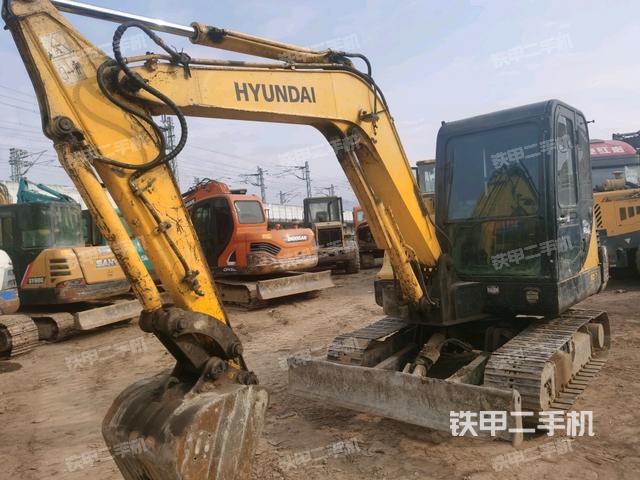 现代R60-7挖掘机