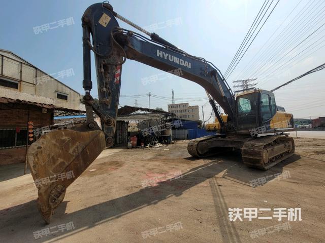 现代R350LVS挖掘机