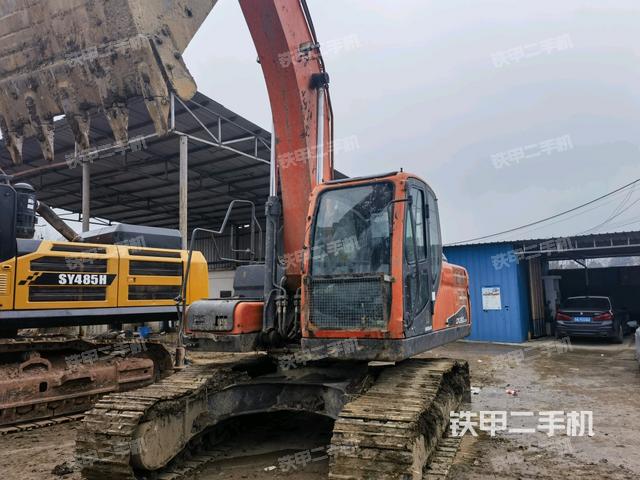 斗山DX220LC-9C挖掘机