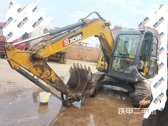 徐工XE75DA挖掘机