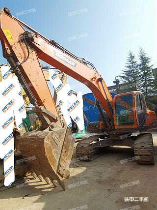 河南-郑州市二手斗山DX220LC-9C挖掘机实拍照片