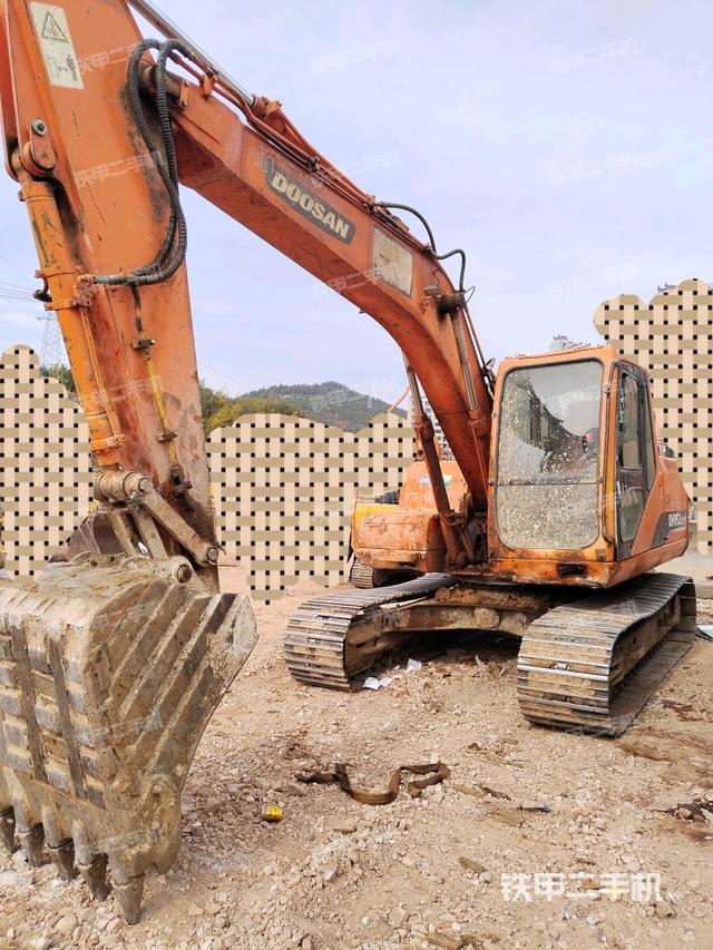 斗山DH150LC-7挖掘机