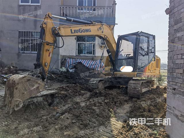 柳工CLG9075E挖掘机