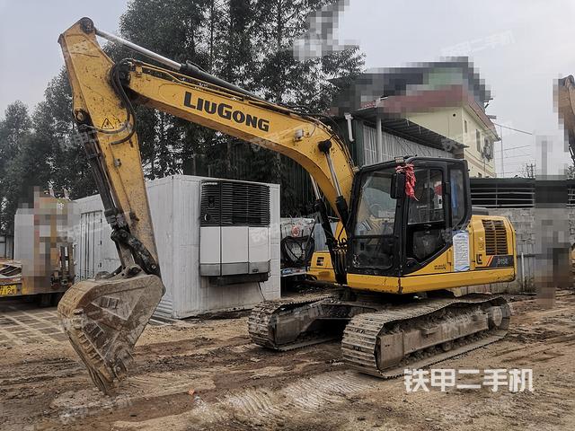 柳工CLG915E挖掘机