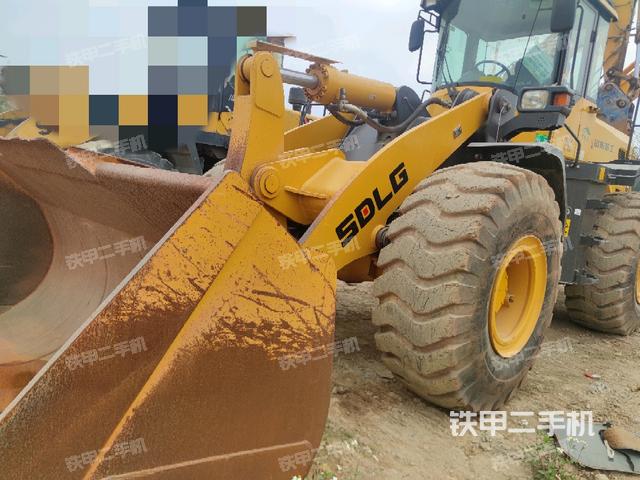 山东临工L955F装载机