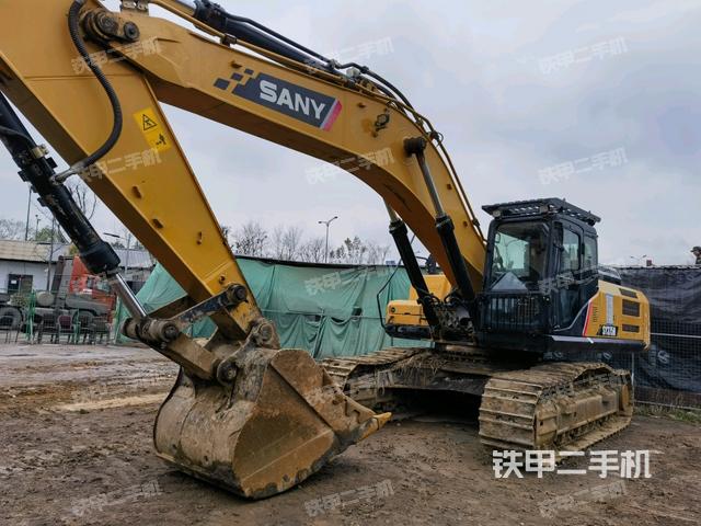 三一重工SY375H挖掘机
