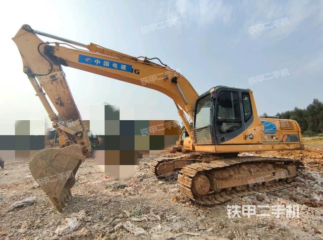 柳工CLG922D挖掘機(jī)