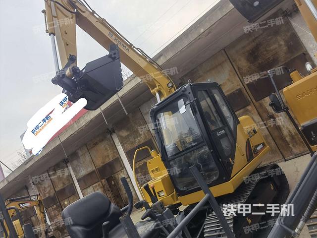 厦工XG808F挖掘机