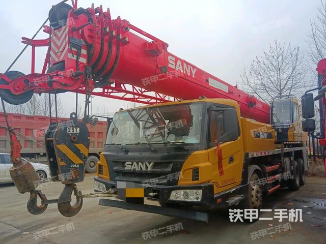 三一重工STC250S起重机