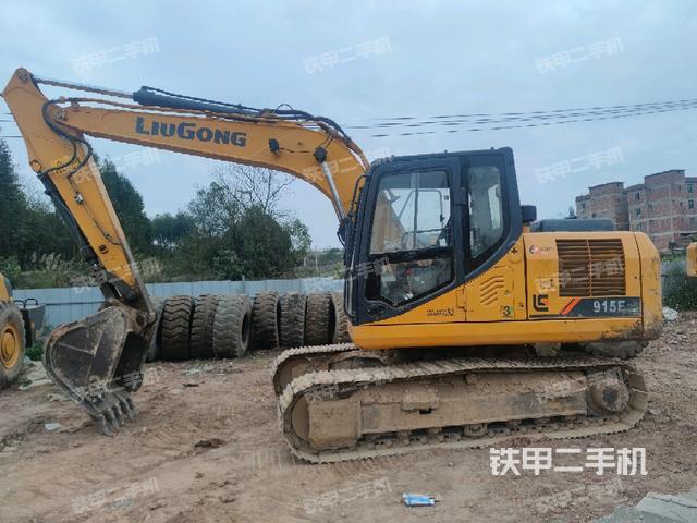 柳工CLG915E挖掘机