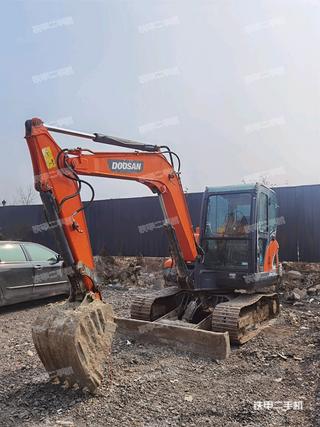 陕西-西安市二手斗山DX55-9C挖掘机实拍照片