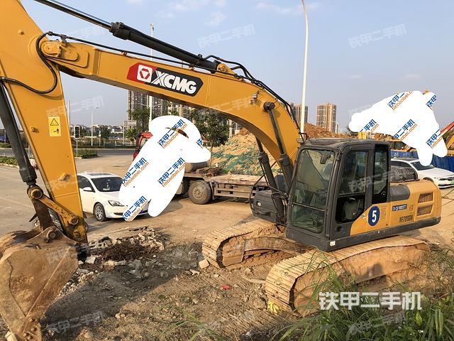 徐工XE200DA挖掘机