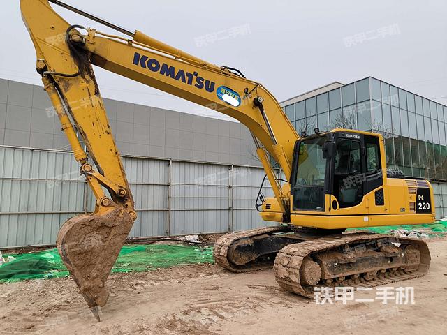 小松PC200-8M0挖掘机