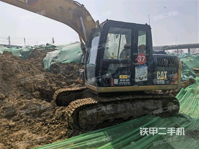 卡特彼勒CAT®313D2 GC 小型液压挖掘机