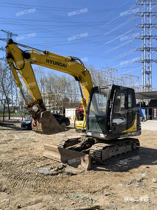 現代R80-7挖掘機實拍圖片