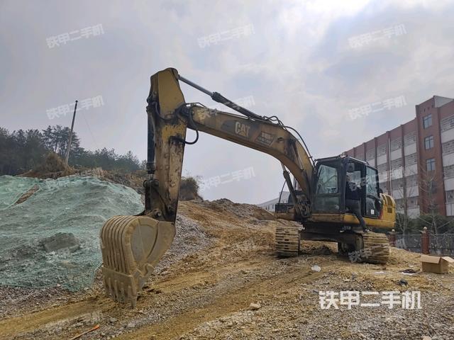 卡特彼勒320D2液壓挖掘機(jī)