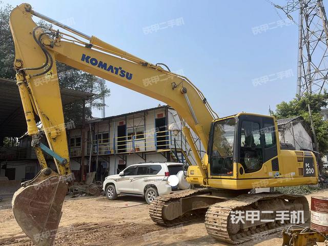 小松PC200-8N1挖掘机