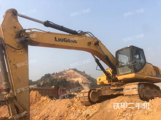 柳工CLG933E挖掘机