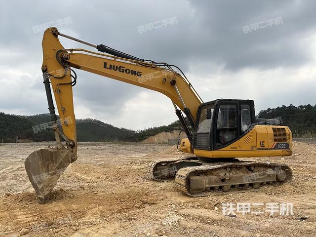 柳工CLG922E挖掘机