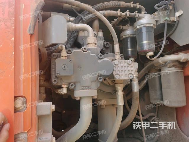 液壓泵室(大件艙室) 液壓泵室(大件艙室)