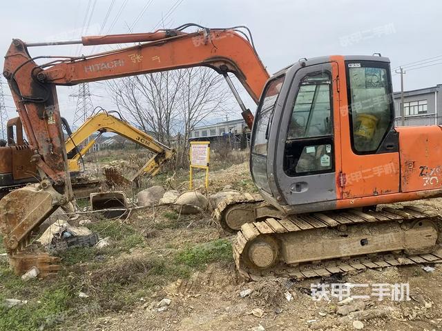 日立ZX70挖掘机