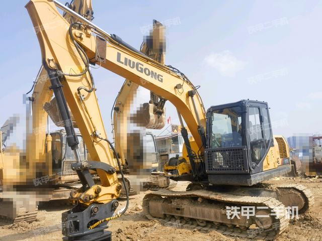 柳工CLG913E挖掘机