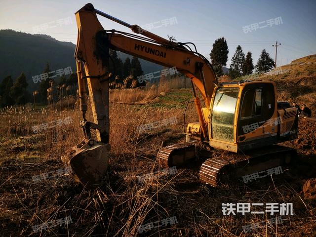 现代R150LC-9挖掘机