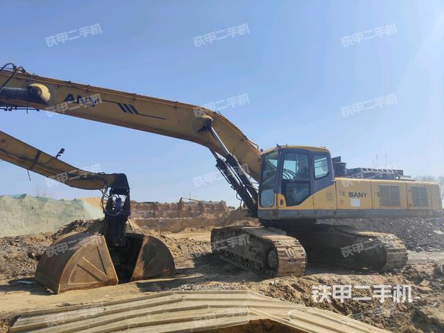 三一重工SY385C挖掘机