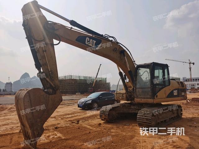 卡特彼勒320D液压挖掘机