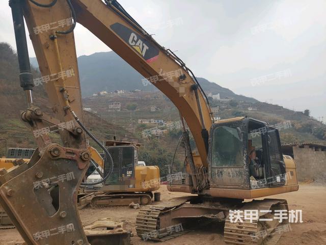卡特彼勒320D2液压挖掘机