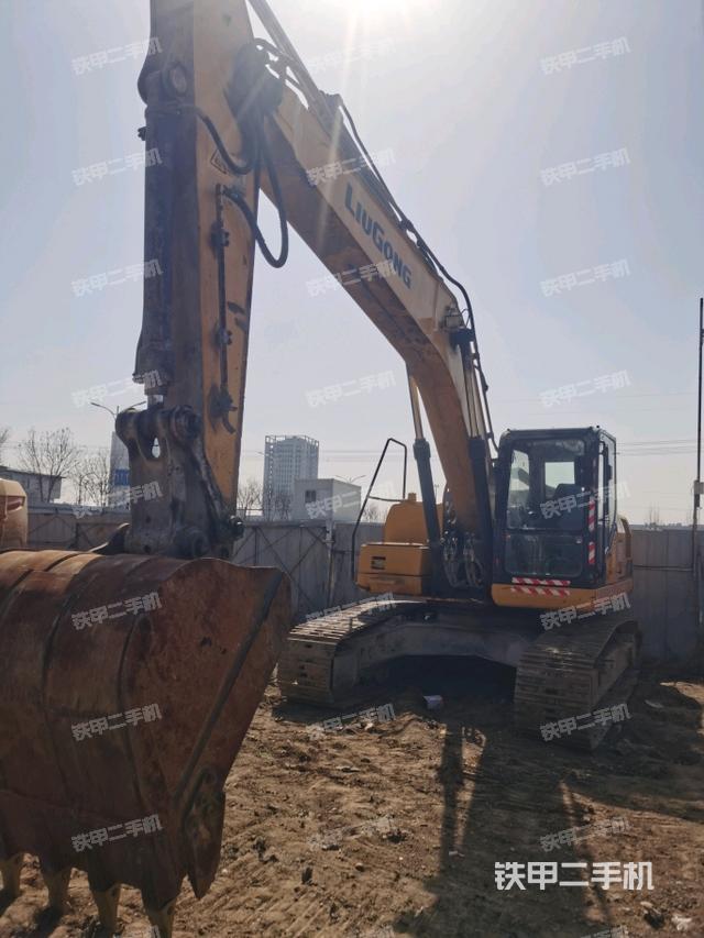 柳工CLG922E挖掘机