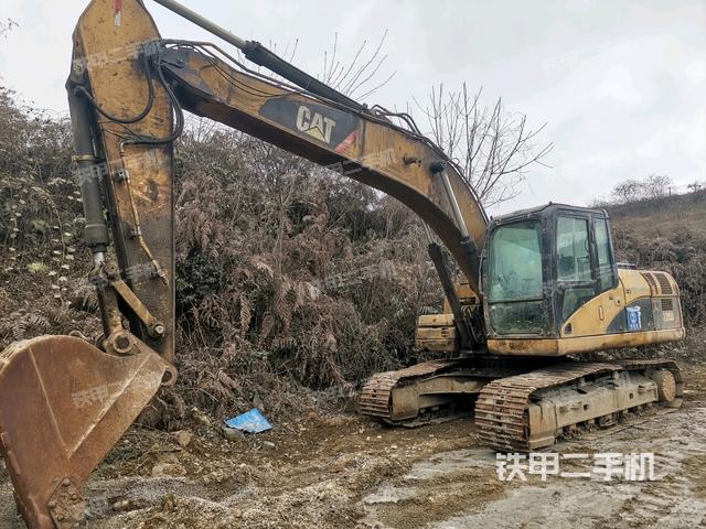 卡特彼勒320D液压挖掘机