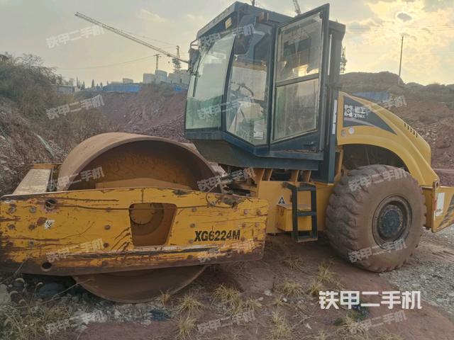 厦工XG6224M压路机