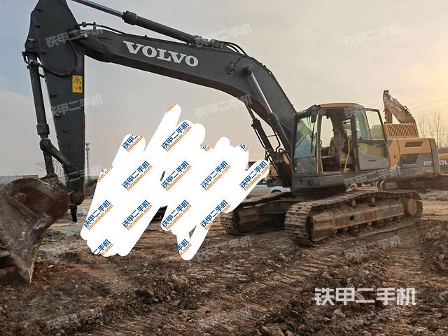 沃尔沃EC350D挖掘机