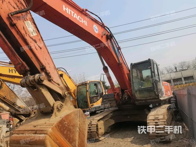 日立ZX330挖掘机