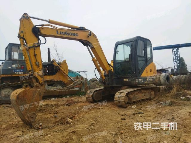 柳工CLG906D挖掘机