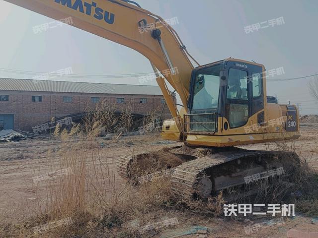 小松PC210-8M0挖掘机