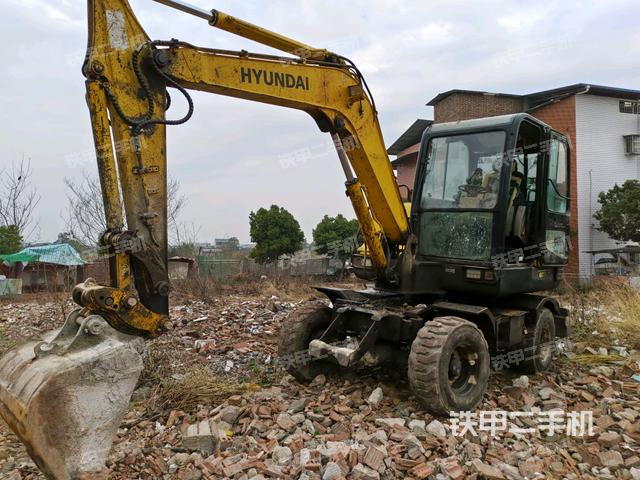 现代R60W-7挖掘机