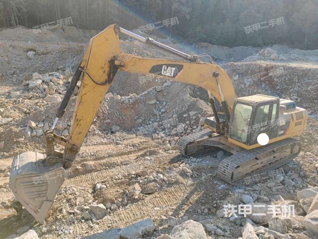 卡特彼勒330D2L液压挖掘机