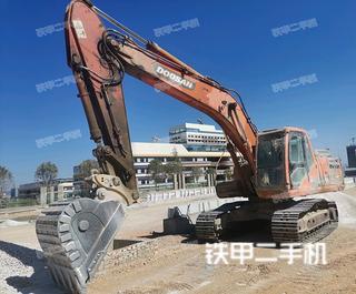 云南-曲靖市二手斗山DH215-9挖掘机实拍照片