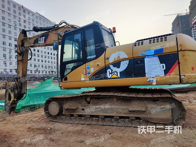 卡特彼勒320D液压挖掘机